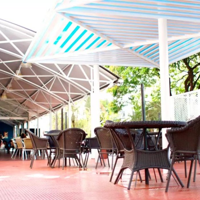 cyber-cafe-unicambury